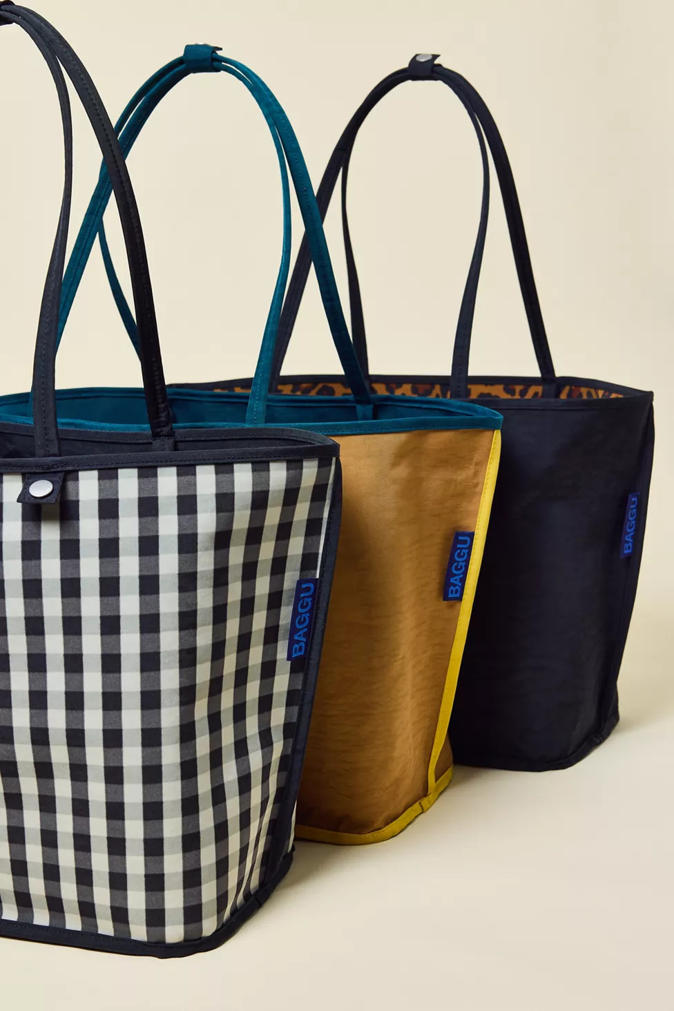 BAGGU Large Nylon Reverse Tote Bag | Urban Outfitters (US and RoW)
