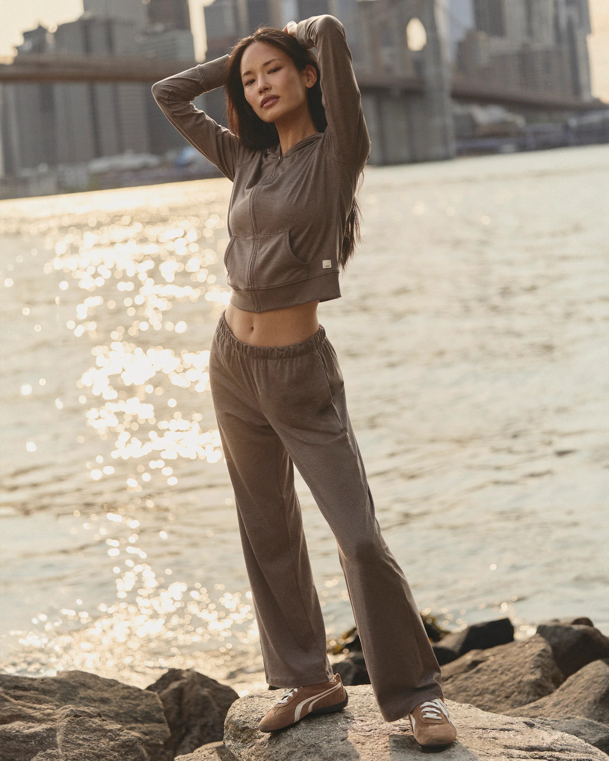 Halo Straight Leg Pant | Women's Chia Heather Pants | Vuori | Vuori Clothing (US & Canada)