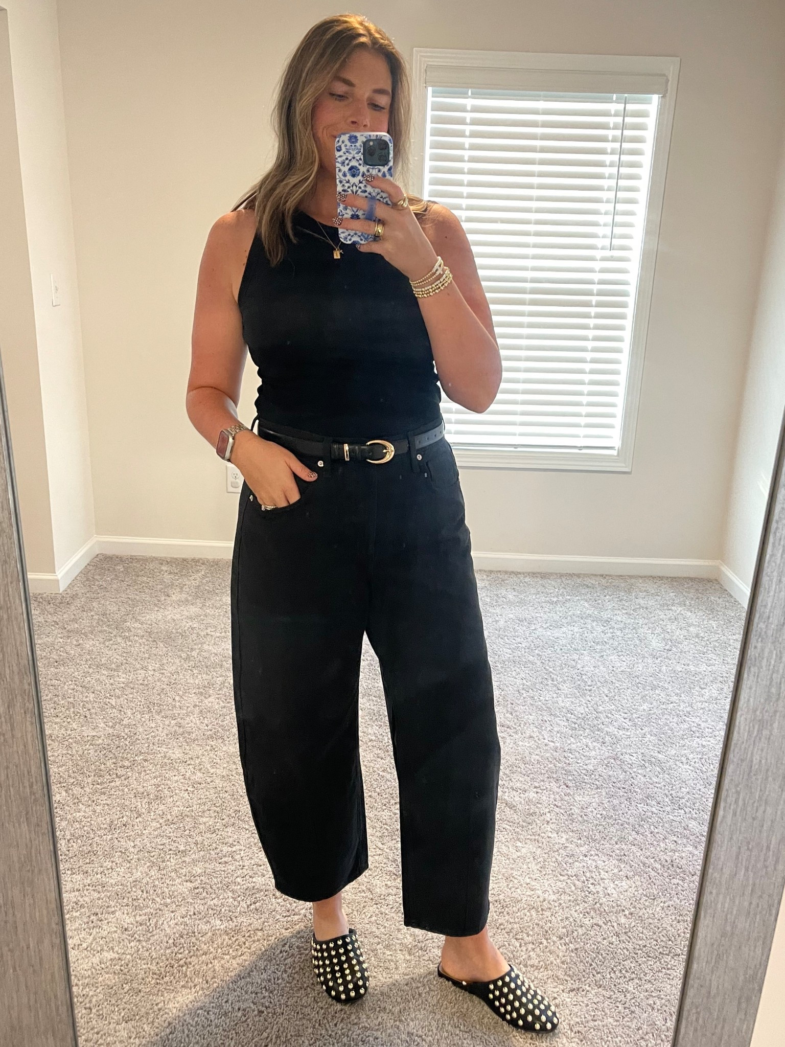 I hope barrel jeans never go out of style 

#jeans #barreljeans #fallfashion

#LTKTall #LTKFindsUnder50 #LTKMidsize