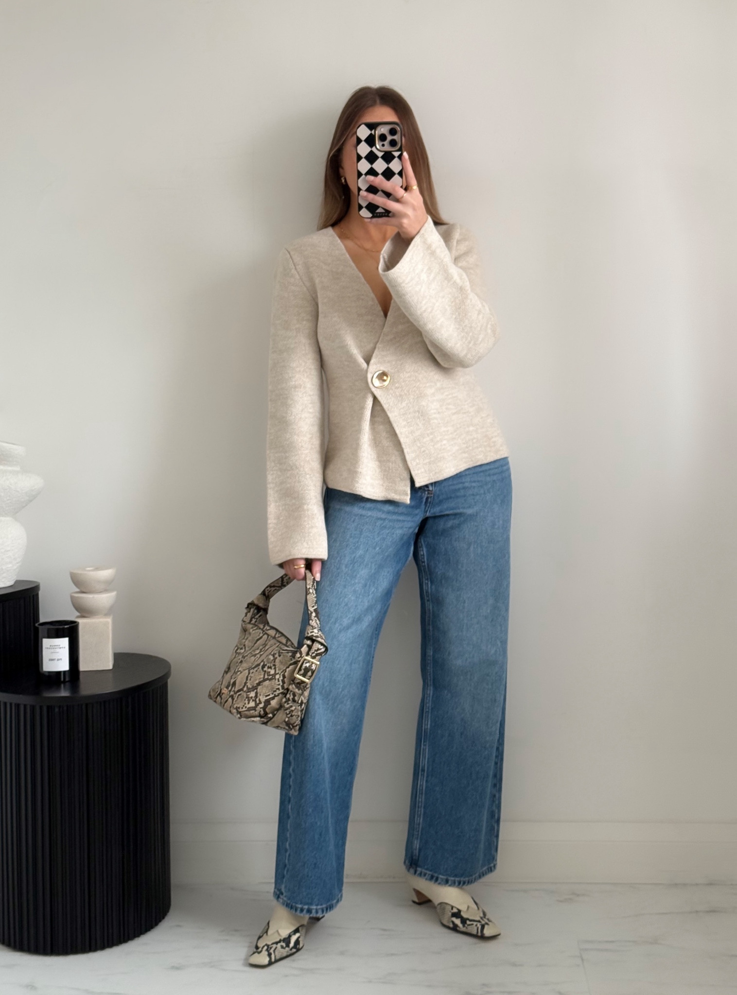 A semi casual dinner date outfit

Cardigan: small
Jeans: 6 short

#LTKsale #LTKdatenight #LTKstyletip