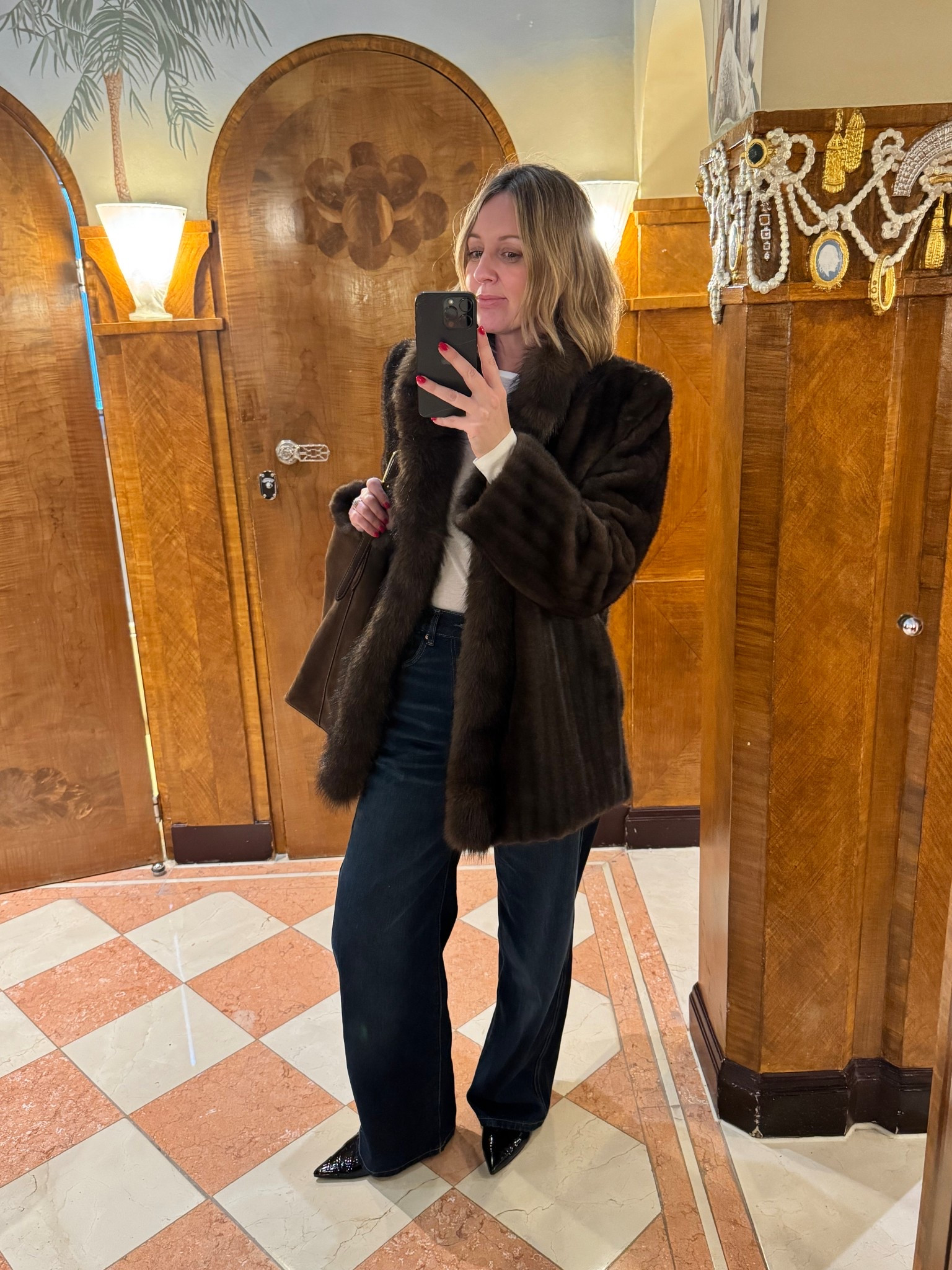 Drinks with the girls outfit, faux fur, denim jeans and slingbacks 

#LTKjeans #LTKwinter #LTKfestive