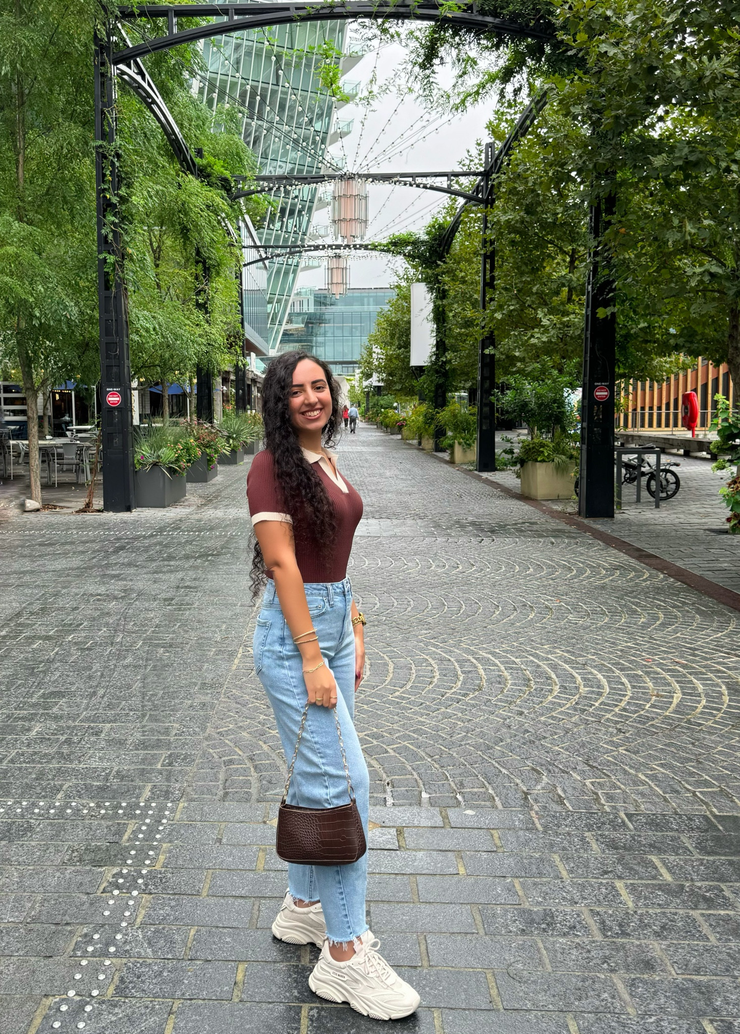 Brown on denim casual outfit 🤎✨
.
🔖 Subscribe for more
.
🔖 Follow @its.sandyibrahim on socials

#LTKShoeCrush #LTKStyleTip #LTKSeasonal