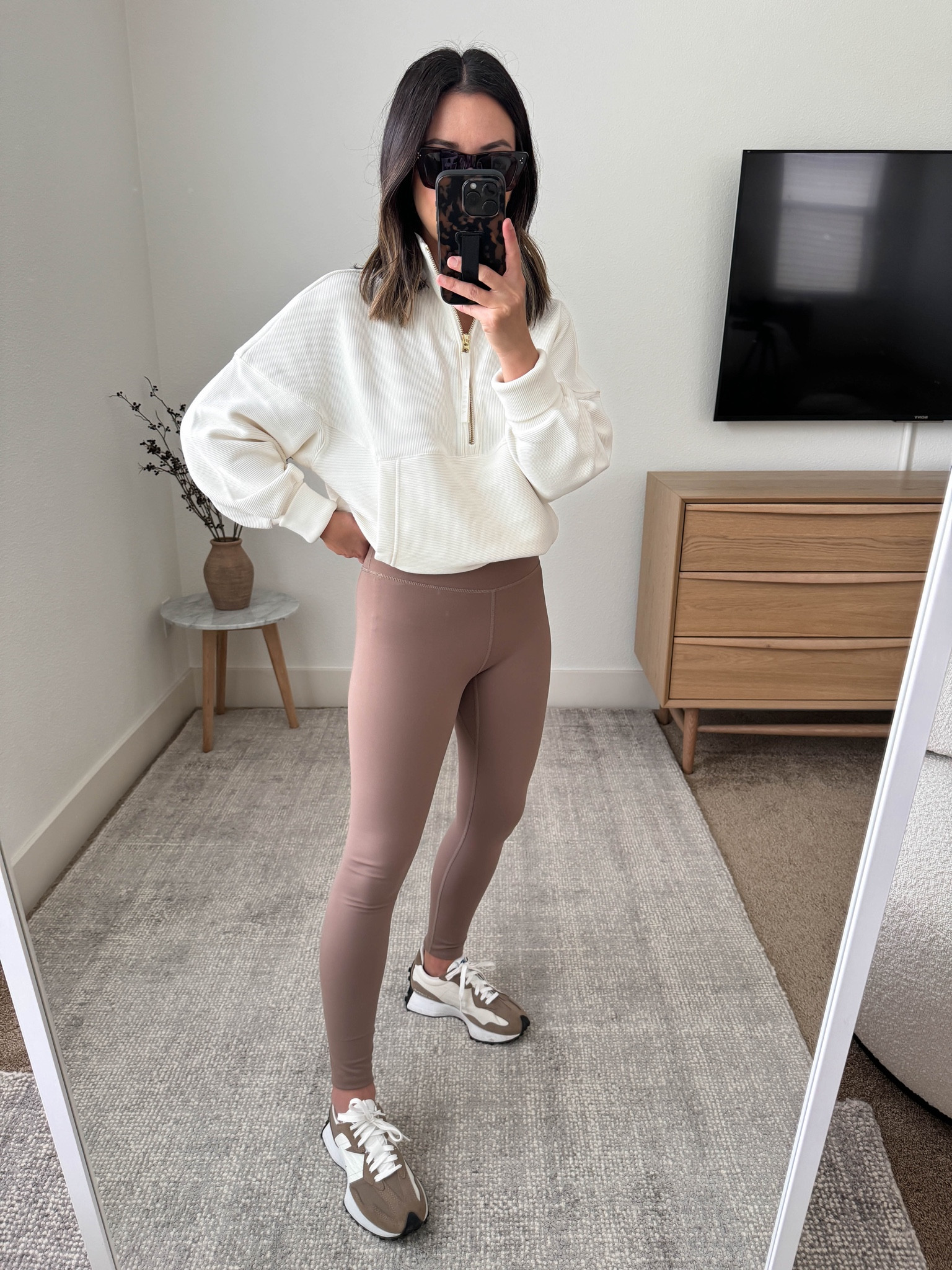 Varley Acadia half-zip pullover. The ribbed details are stunning! So comfy and the fit is amazing. 

Xs in both pieces  