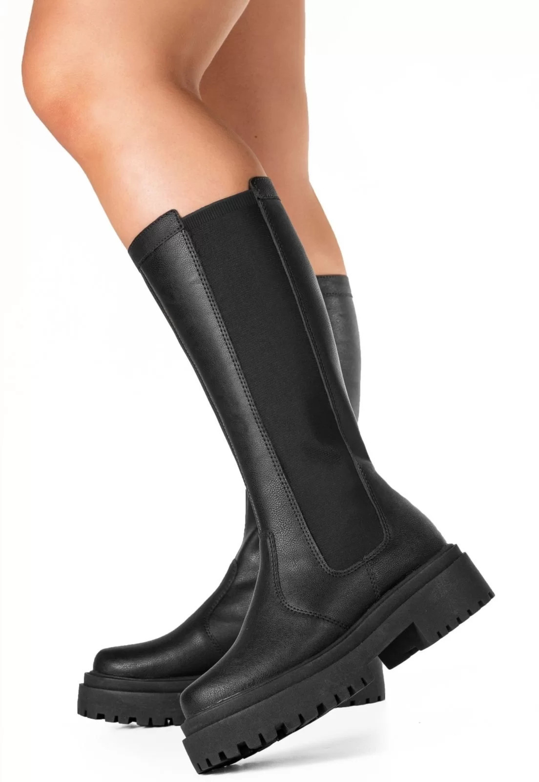 Bota  Chelsea GiGiL Cano Longo Elástico Preta | Dafiti (BR)