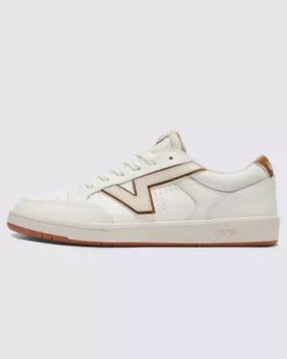 Lowland ComfyCush Shoe(Vintage Sport White) | Vans (US)