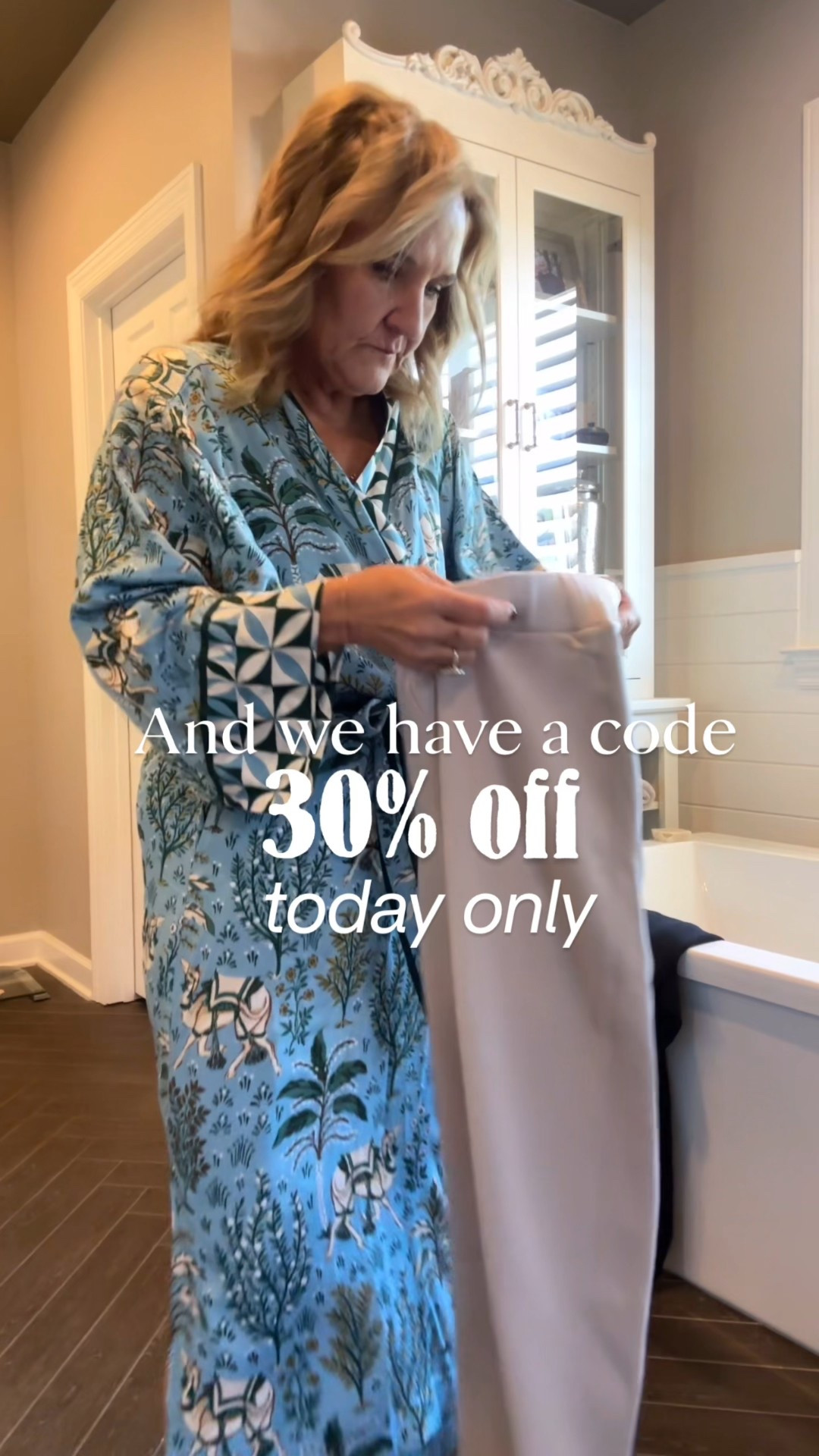 Air Essentials at spanx 30% off 9/14 only with code AE30

Tshirt size medium 
Barrel pull on pants medium 
1/2 zip size large 

Linking some of my favorites. 

#LTKTravel #LTKSaleAlert #LTKOver40