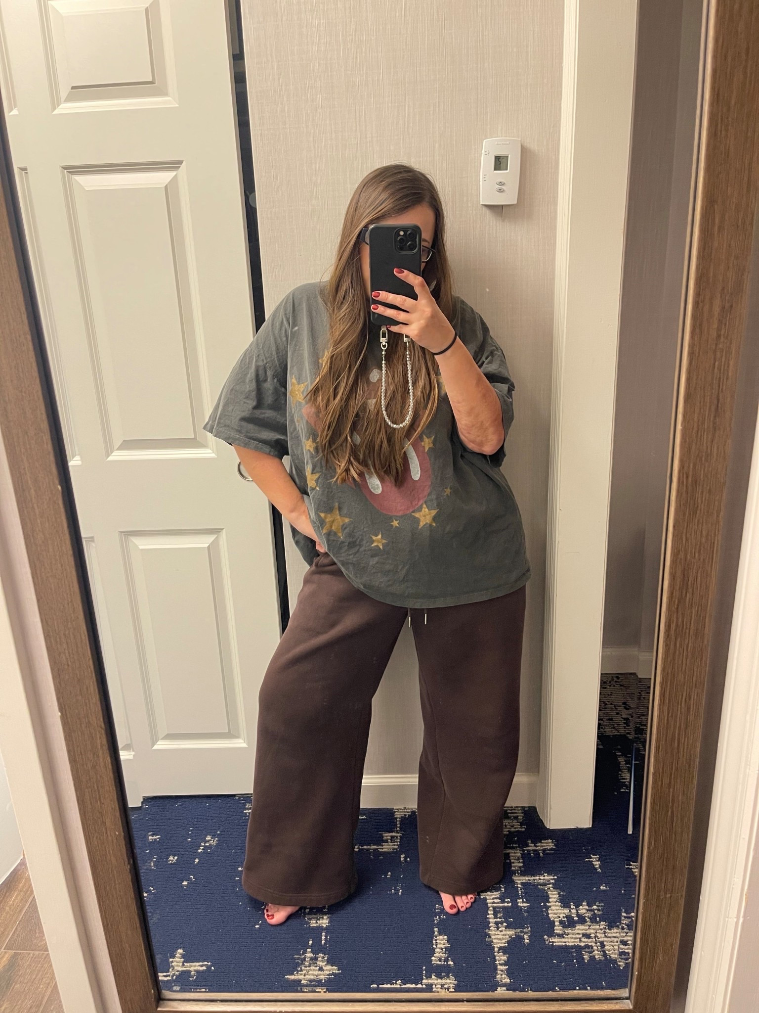 S l e e p y vibe in these comfy sweats 🤎

#LTKFindsUnder100 #LTKSaleAlert