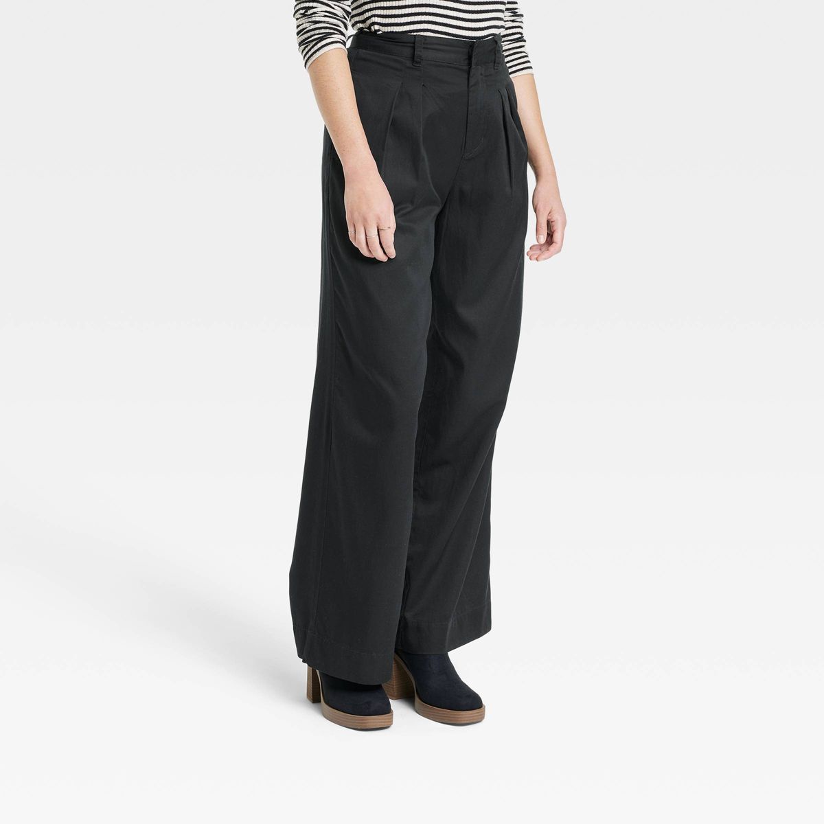 Women's High-Rise Loose Fit Pleated Chino Pants - Universal Thread™ | Target