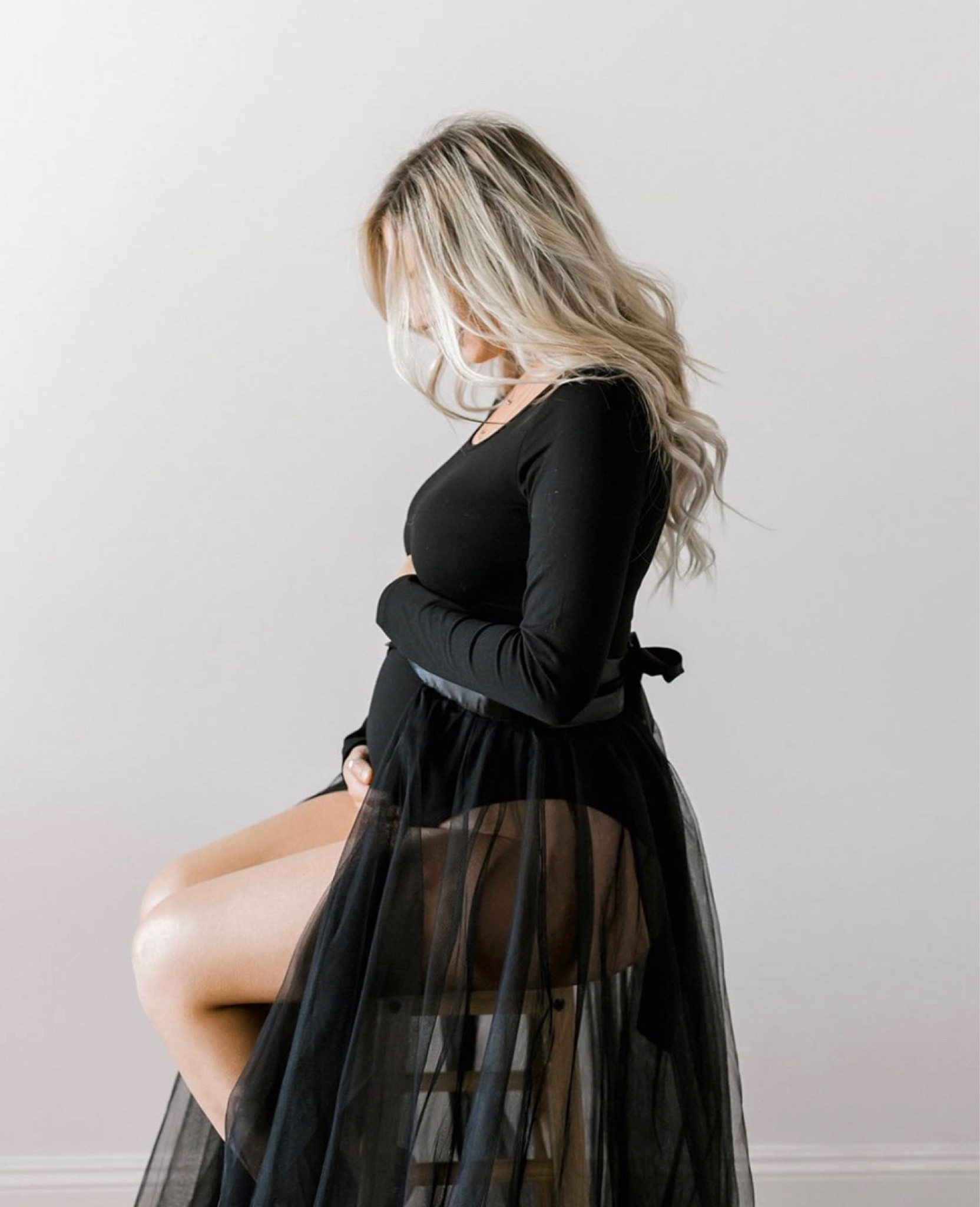 Maternity photo outfits, maternity photoshoot, maternity photos

#LTKbump