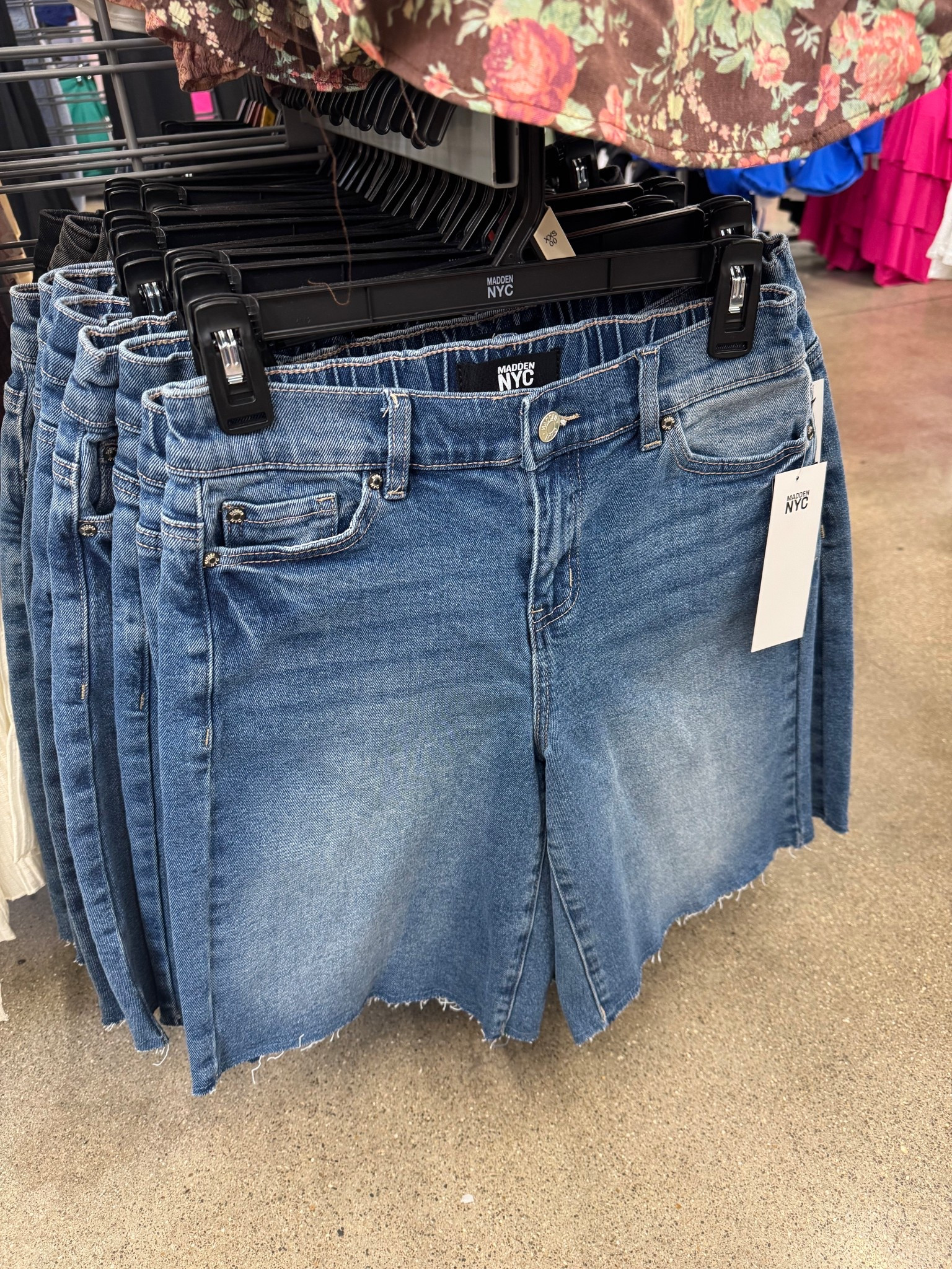 Walmart Madden NYC Women's Mid Rise Jorts, Sizes XXS-XXL

#LTKootd #LTKSeasonal #LTKFestival