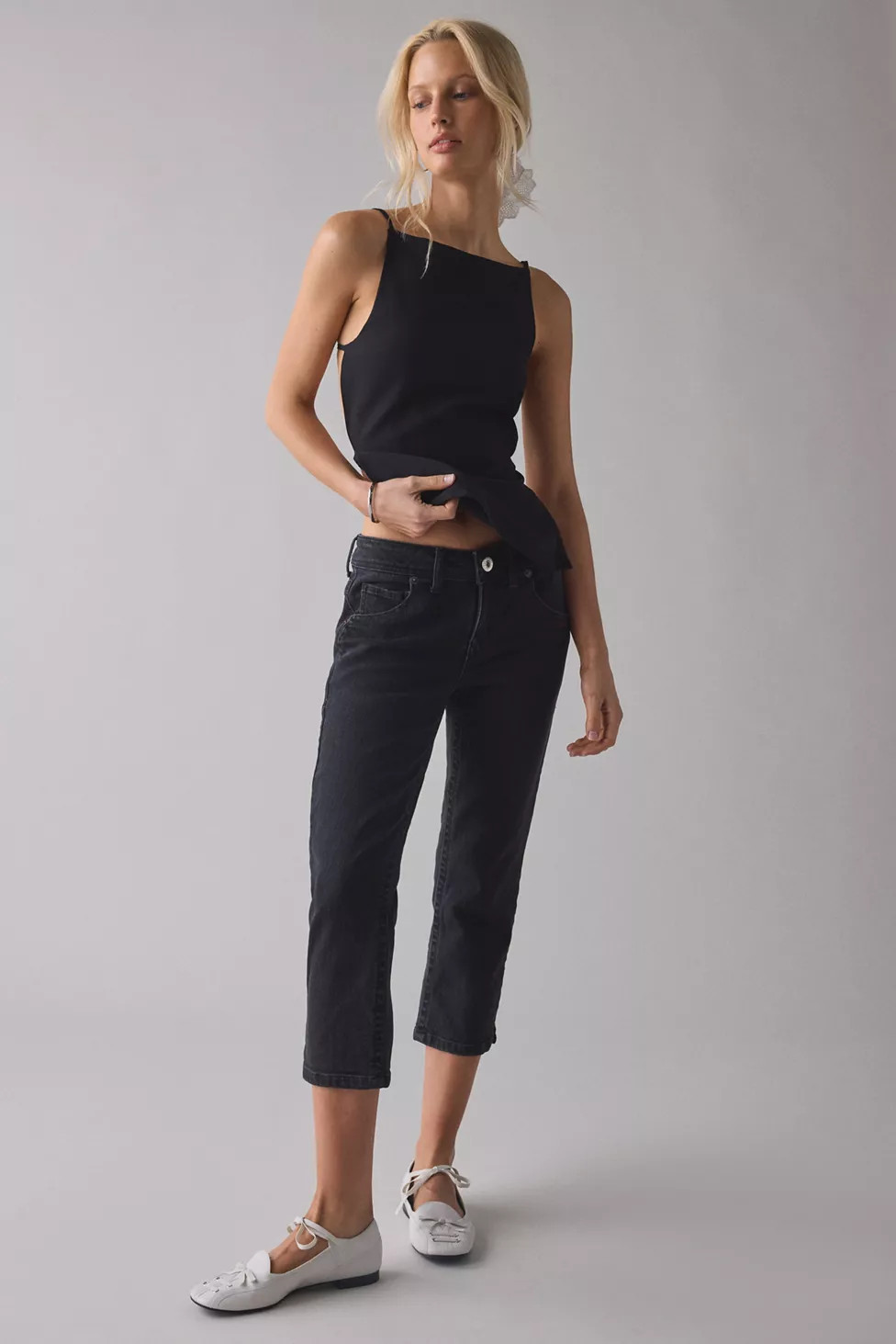 BDG Cleo Low-Rise Straight Denim Capri Jean | Urban Outfitters (US and RoW)