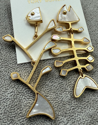 Tory Burch mother of pearl inlay mismatched fish earrings new | eBay | eBay US