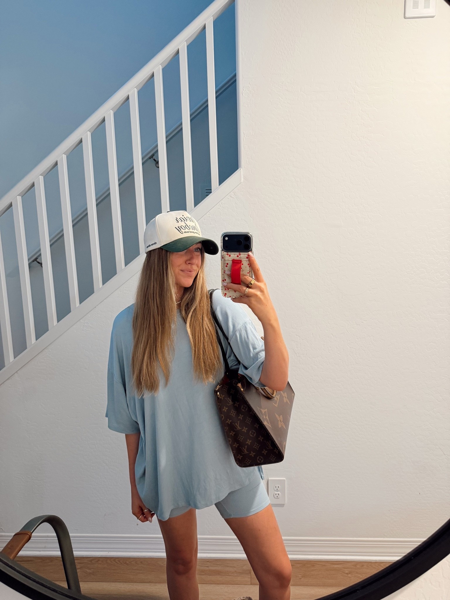 Today’s outfit! Wearing a small in the set