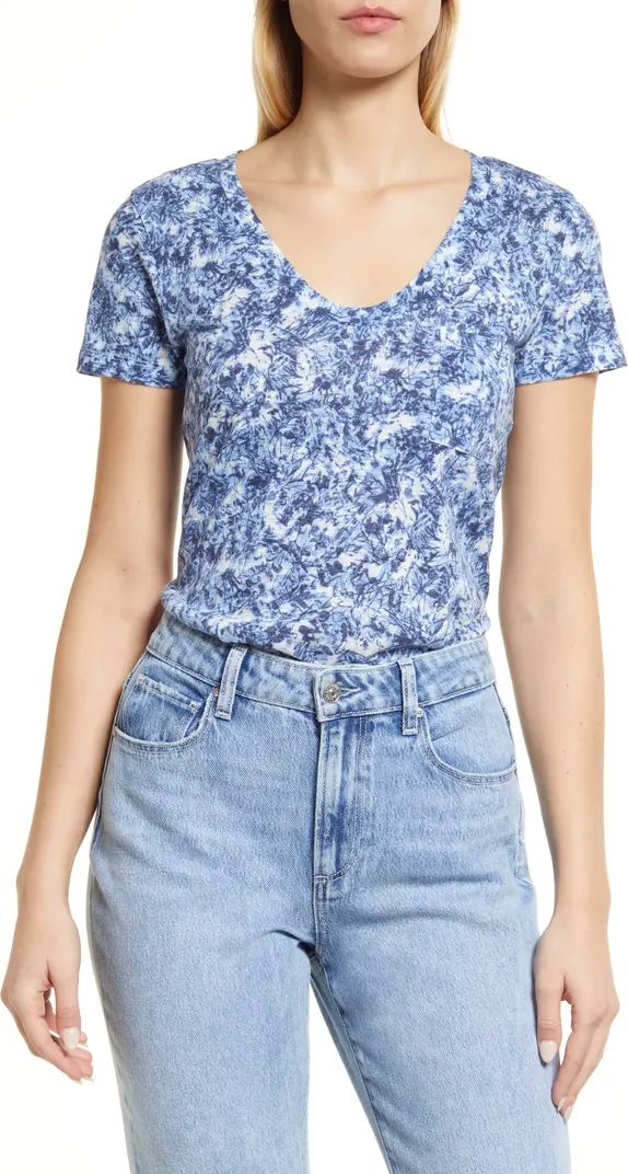 Caslon® Rounded V-Neck T-Shirt | Nordstrom | Nordstrom