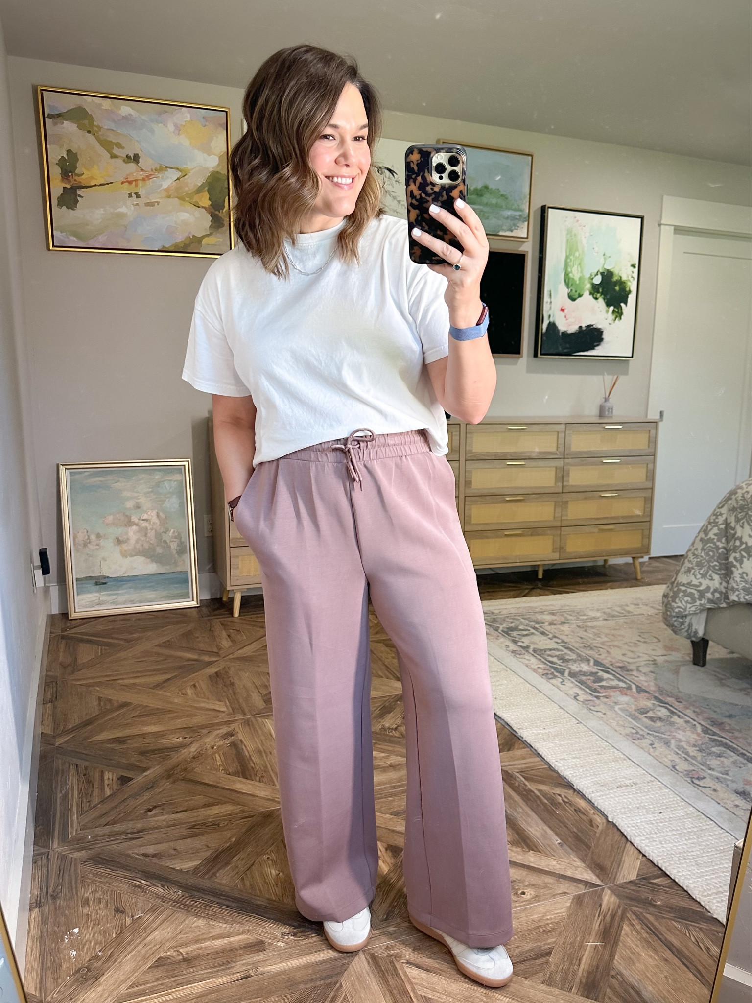 Loving these wide leg pants from Target. I’m 5’8, usually a size 10 and wearing a medium in these and the fit is just right. 



Fall outfit, wide leg pants, Target finds, mid size style, size 10 outfit ideas, size 10 influencer, midsize style, simple outfits, casual cozy style, casual cozy outfit ideas, cozy outfits, classic outfit ideas, neutral outfit ideas, casual style, neutral style 

#LTKMidsize #LTKOver40 #LTKFindsUnder50
