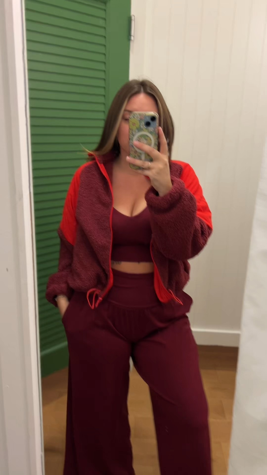 New aerie offline Sherpa that comes in multiple colors. I love this color for fall and winter tho! Would make a perfect Christmas gift! @aerie

#LTKActive #LTKMidsize #LTKHoliday