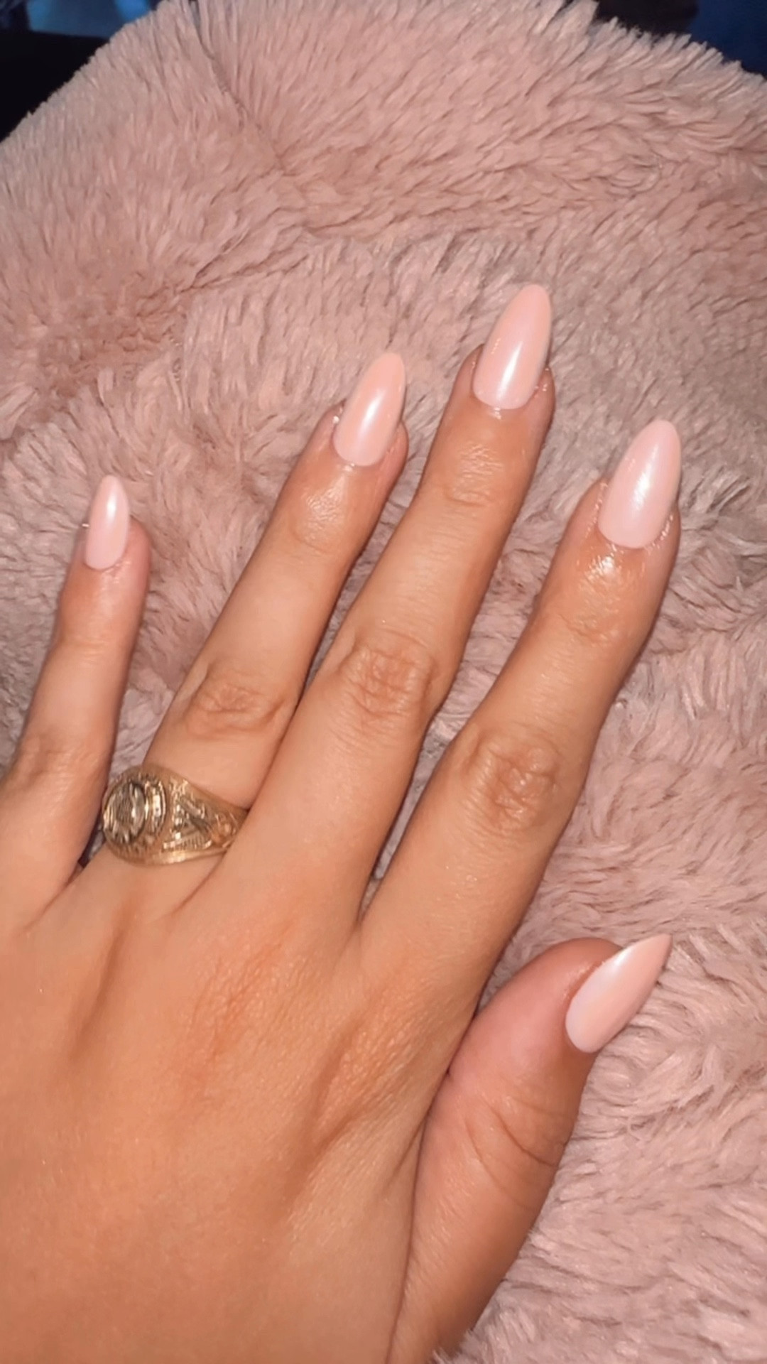 BIG press on nails 💅 girlie

#LTKStyleTip #LTKFindsUnder50 #LTKBeauty