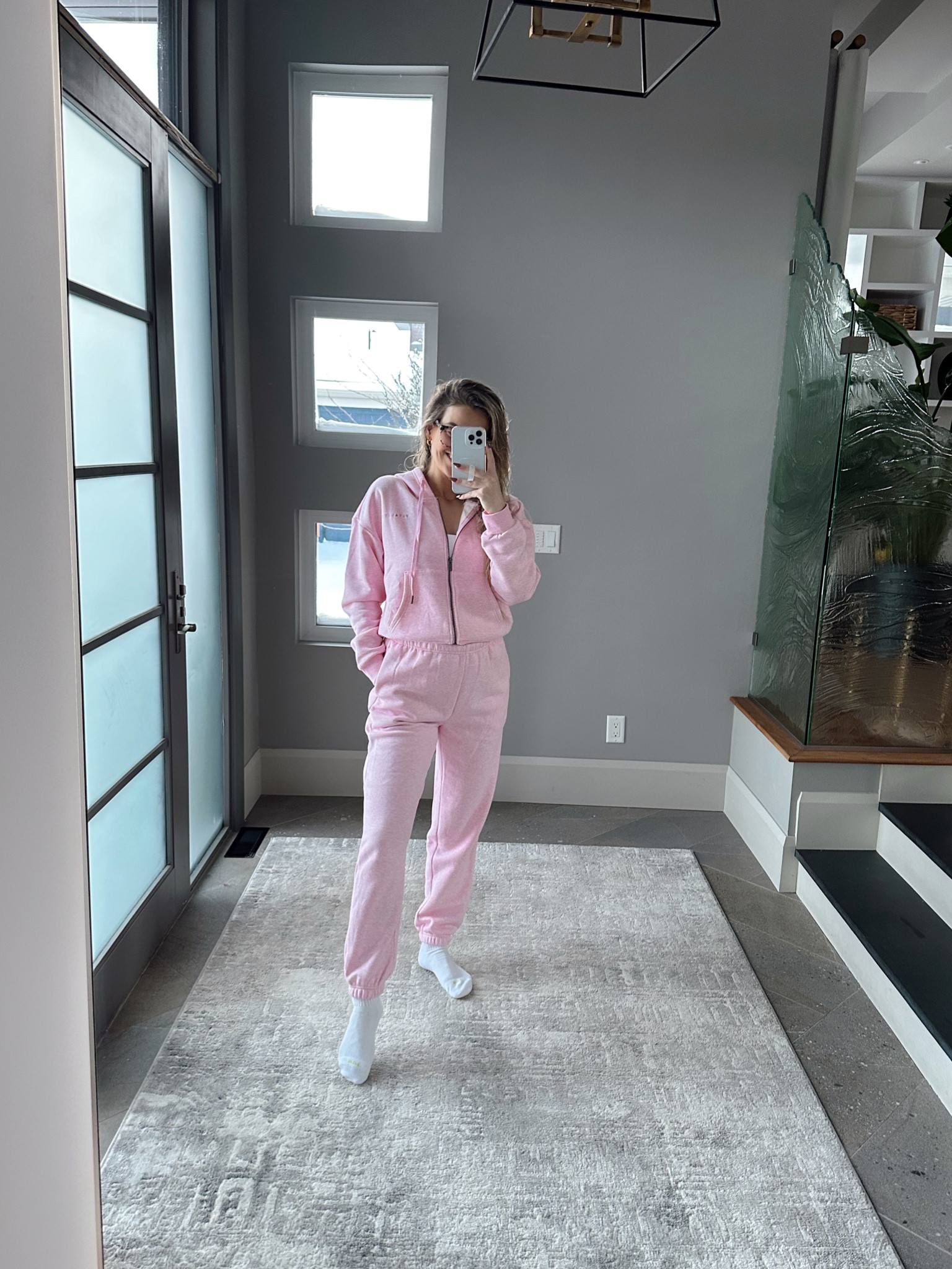 Loving pink 💞

Wearing a medium in the sweat set and sports bra 🤍 ‘OLIVIAO’ gets you free shipping ✨

#LTKfitness #LTKSeasonal #LTKstyletip