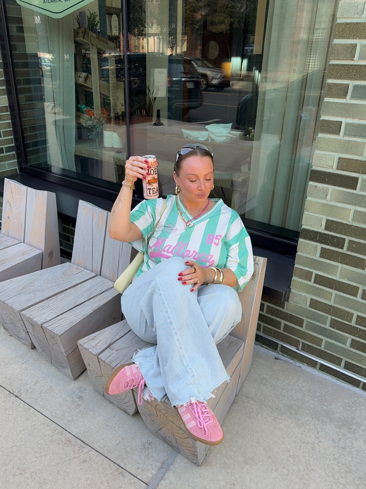 October libras it’s officially our time to shine!!!! 🦋🪐⚖️💗 top is an XL, jeans I sized up two sizes to get an oversized look! Wearing a US 33 Long

#LTKMidsize #LTKFindsUnder100 #LTKSeasonal