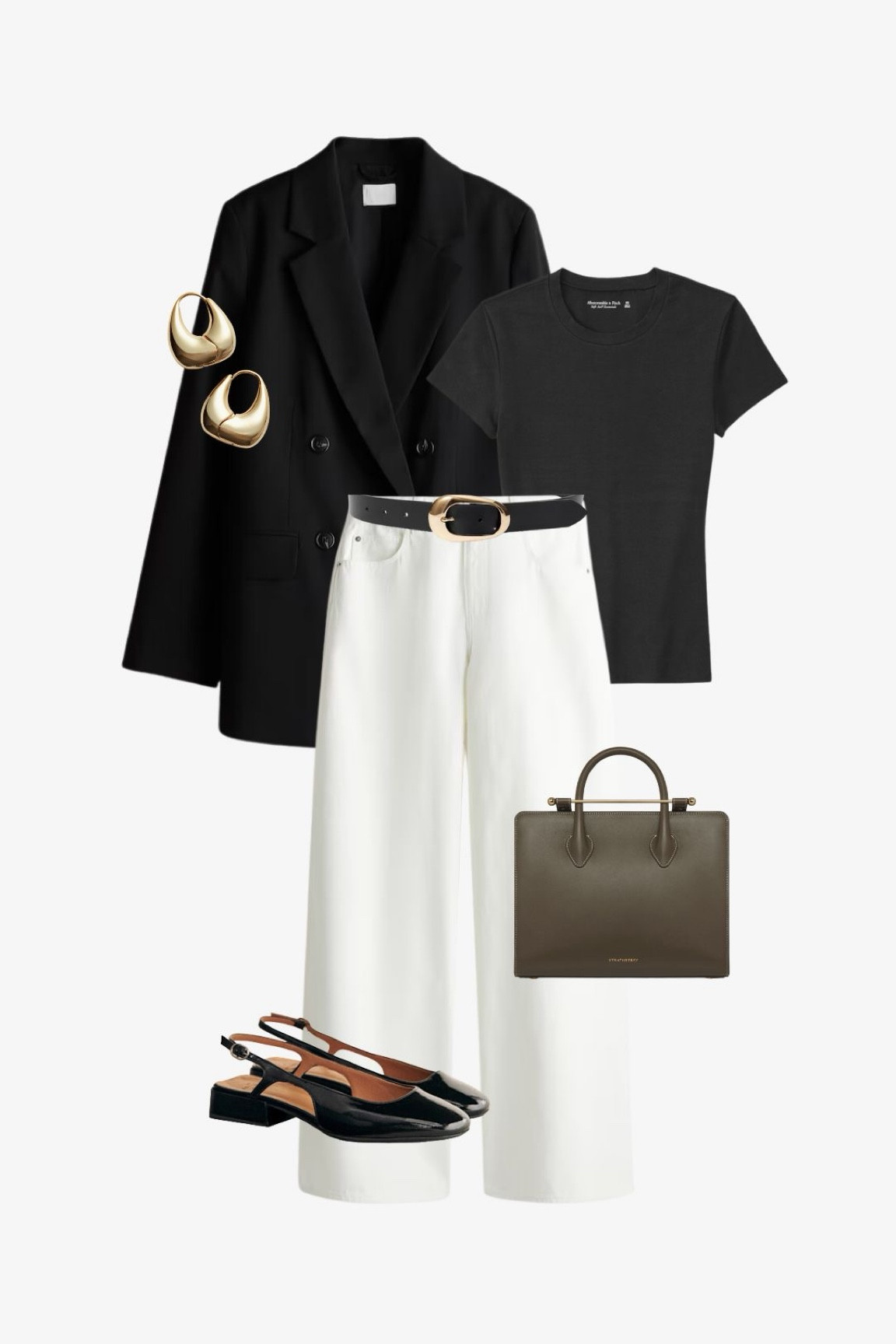 Simple and chic way to style a black blazer ✨ 