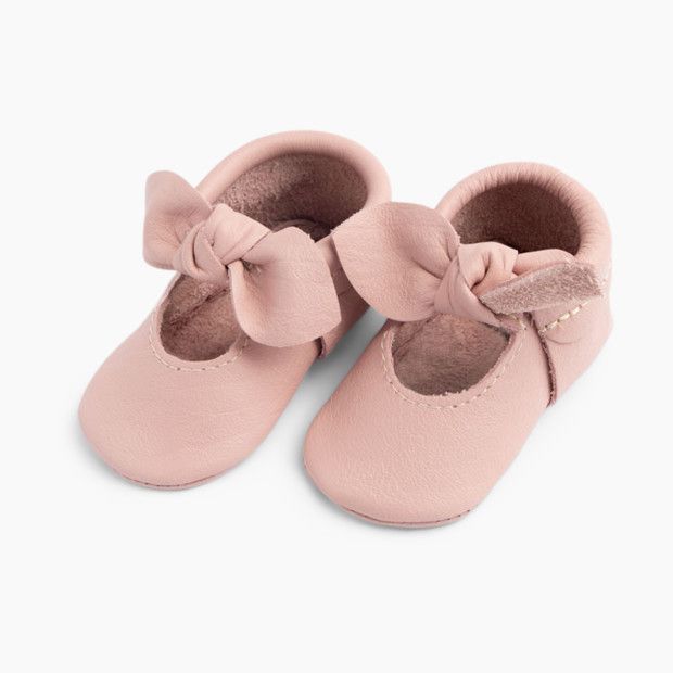 Freshly Picked Knotted Bow Moccasins in Blush Size 2 | Babylist