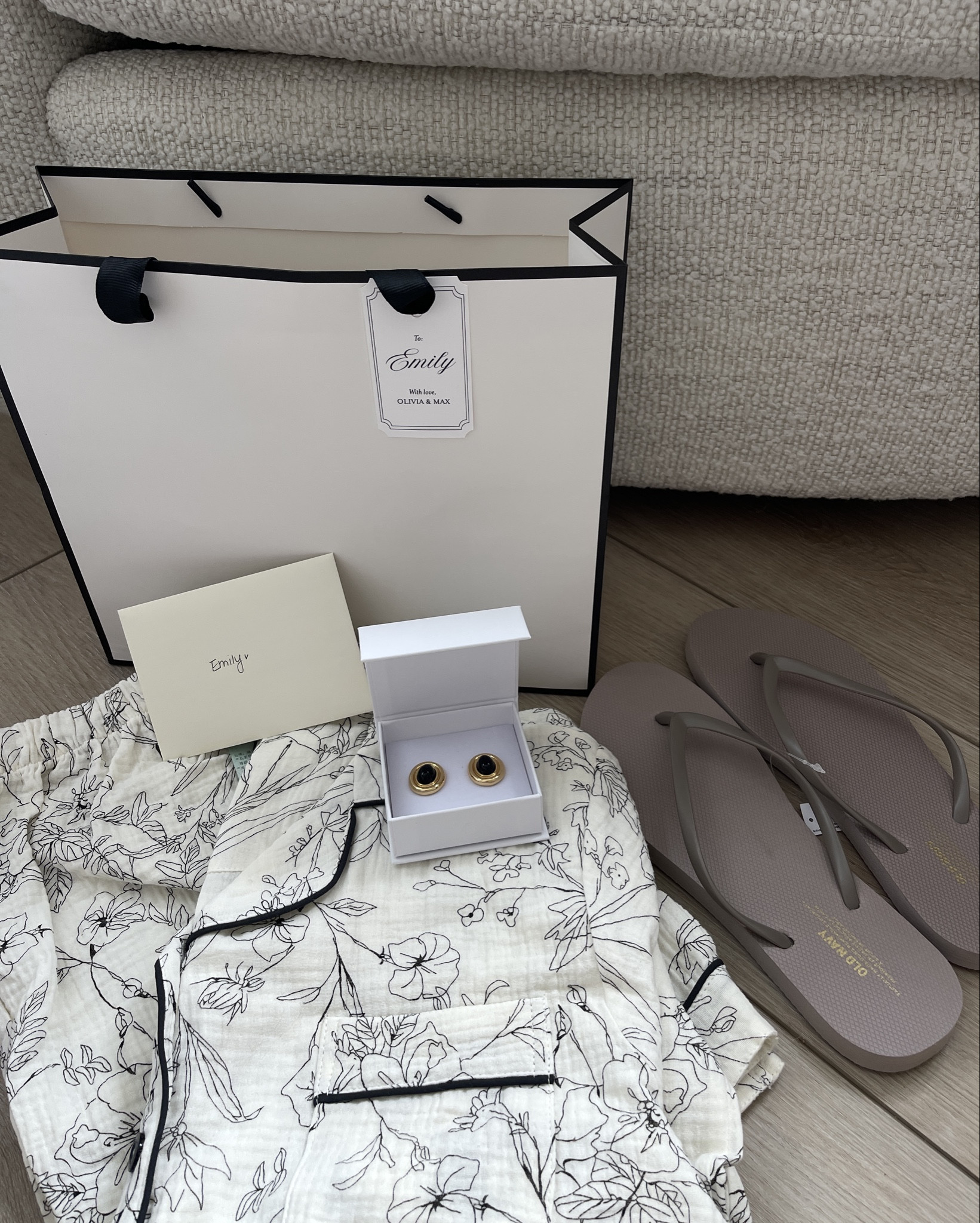 everything we gifted our friends & family at our rehearsal dinner🤍👰🏻‍♀️

for my moh: pjs, slippers & earrings
for our moms: custom makeup bags & slippers
for our dads: personalized socks
for our best man: custom toiletry & duffle bag set
for our flower girls: pjs, pearl flower earrings & slippers
for our jr best man: personalized watch
for our ring bearer: personalized pocket watch

#LTKwedding
