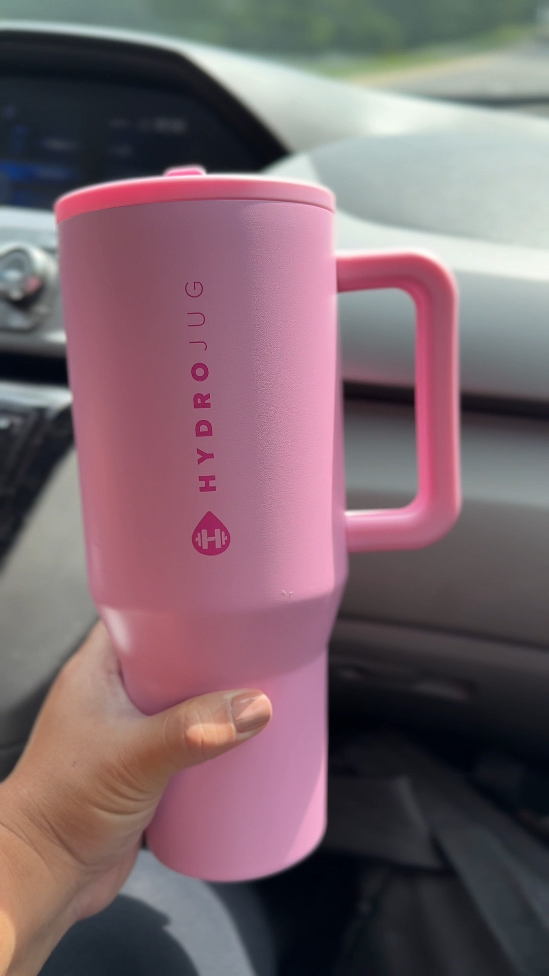 The BEST water bottles. No leaking and they come in the prettiest colors and prints! This is the 40oz Traveler size 

#LTKTravel #LTKActive #LTKFindsUnder50