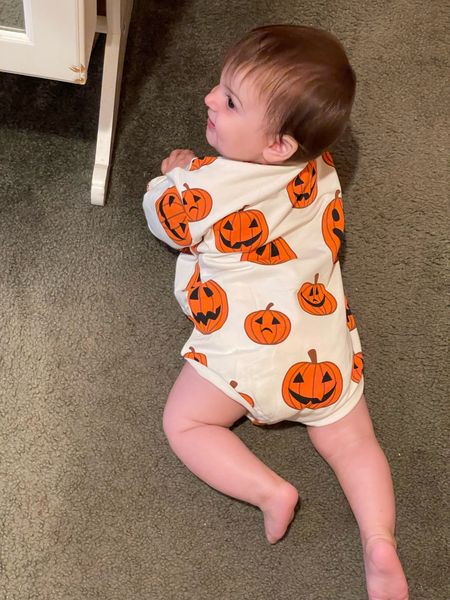 Cutie little pumpkin sweatshirt / bubble top. Baby jack o lantern shirt from Amazon prime. #halloweenoutfit #falloutfit #babyhalloweencostume #halloweencostume

#LTKbaby #LTKkids #LTKHalloween
