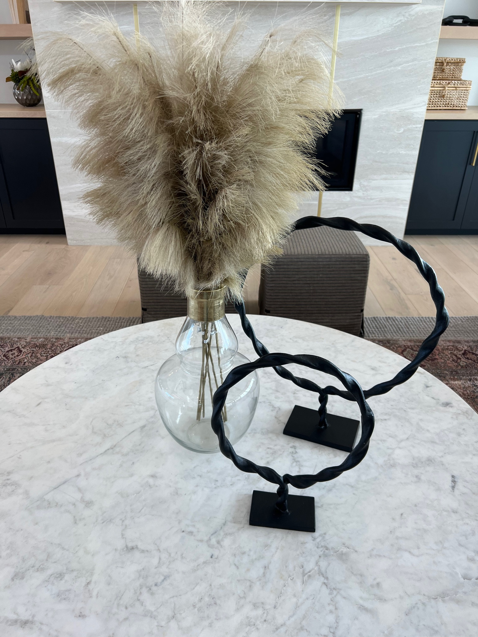 Living room coffee table decor
Home decor

#LTKhome