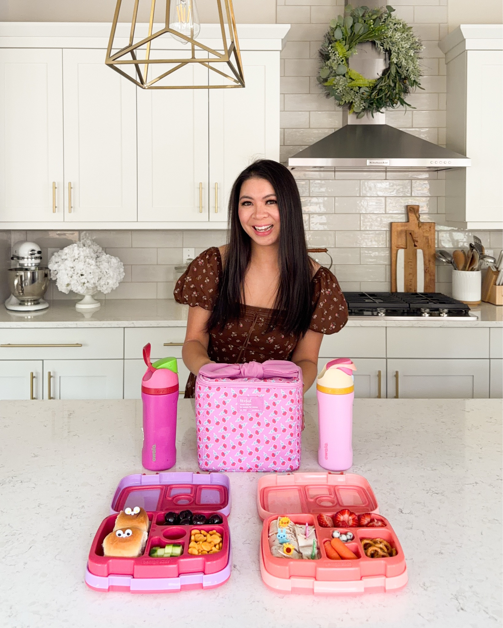 BACK TO-SCHOOL EASY COLD LUNCH IDEAS!

Bentgo lunch boxes, insulated kids lunch tote, kids water bottle, sandwich cutter set

#LTKsummer #LTKkids #LTKbag