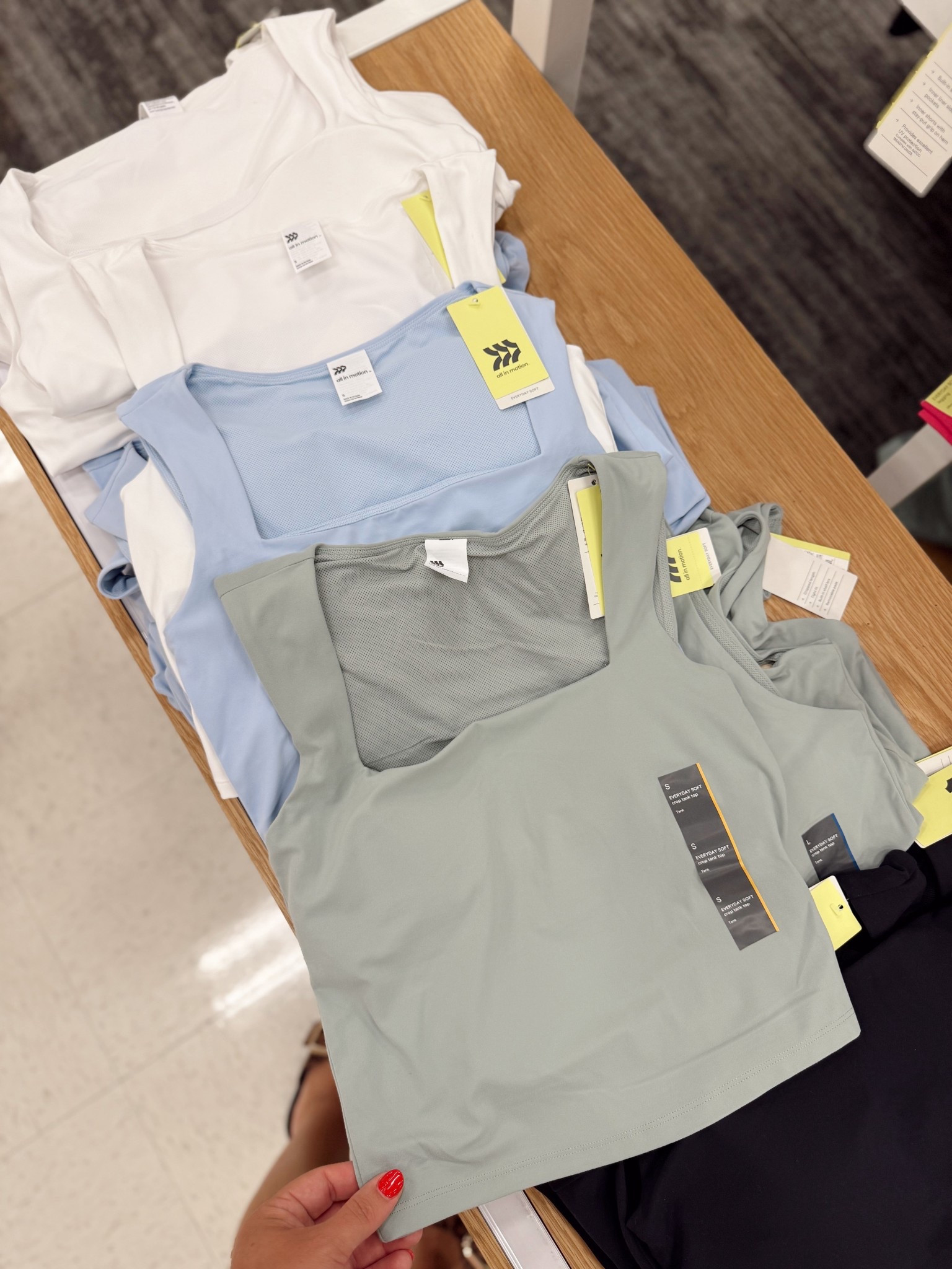 OBSESSED with these square neck active tanks at target 🤩

#LTKActive #LTKFindsUnder50 #LTKStyleTip