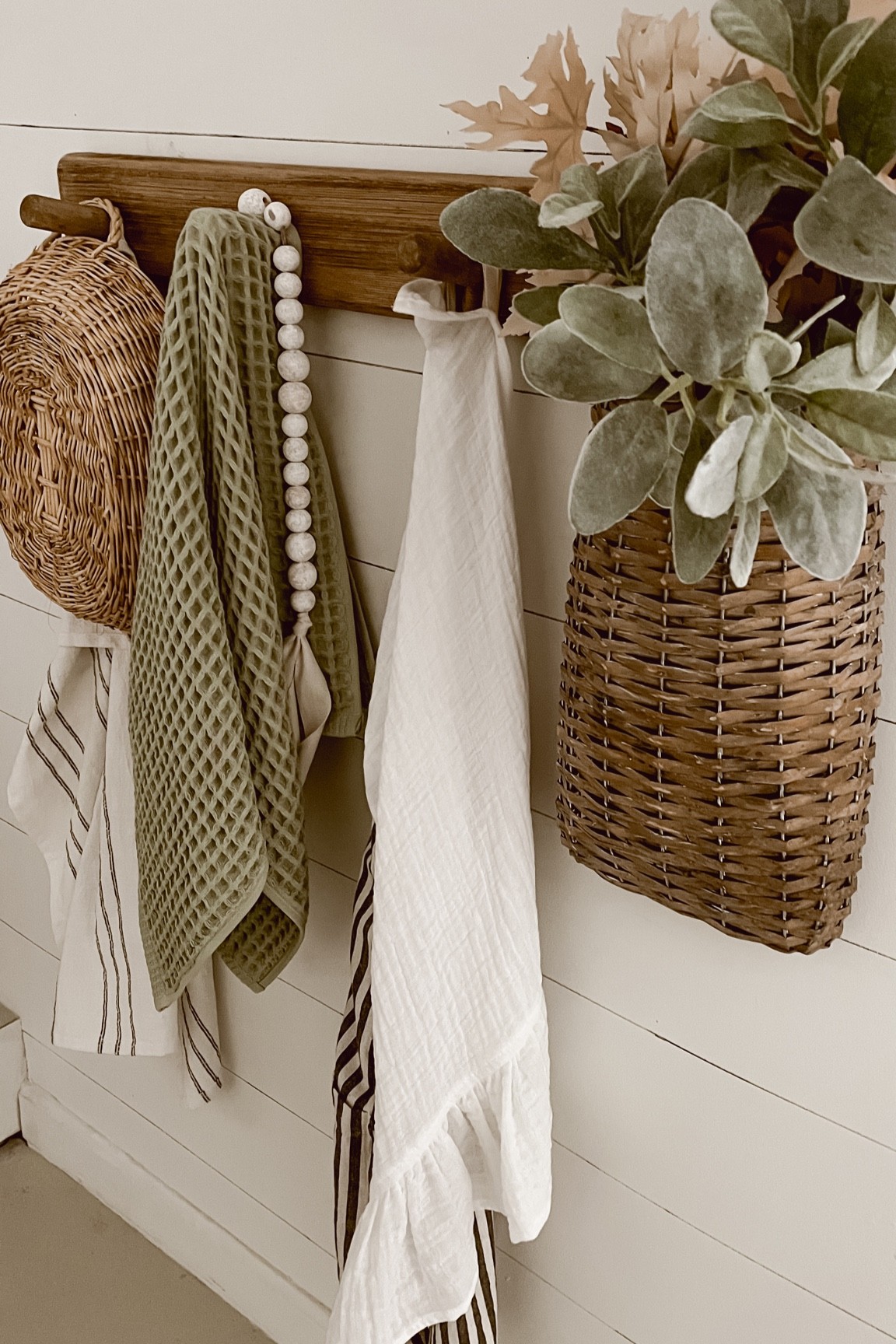 Fall home decor. Neutral kitchen towels. Love the waffle knit hand towel! 
#targetfinds 

#LTKSeasonal #LTKhome #LTKfamily