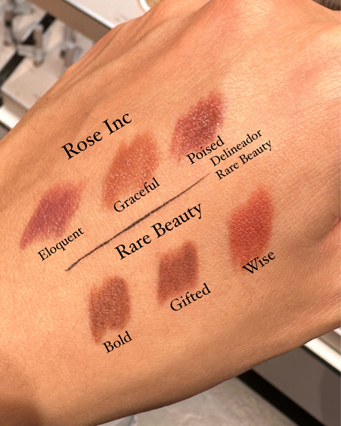 Comparando batons nudes que estão em minha wishlist e tentando decidir

#LTKbrasil #LTKbeauty