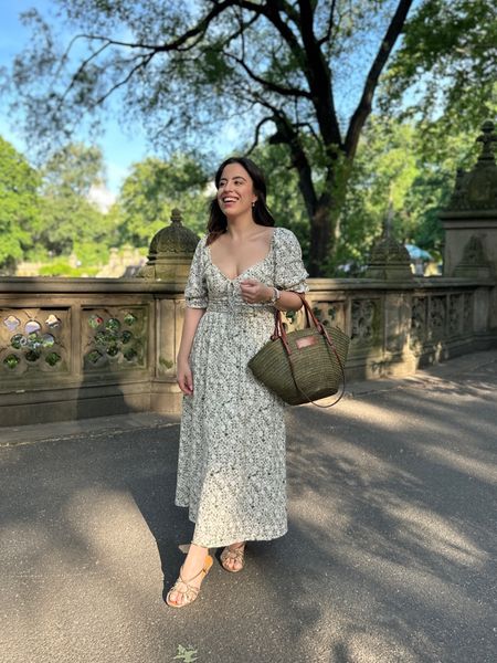 Love this midi dress for Summer! Walked all over NYC with these gold sandals and they’re so so comfortable


#LTKShoeCrush #LTKStyleTip #LTKTravel