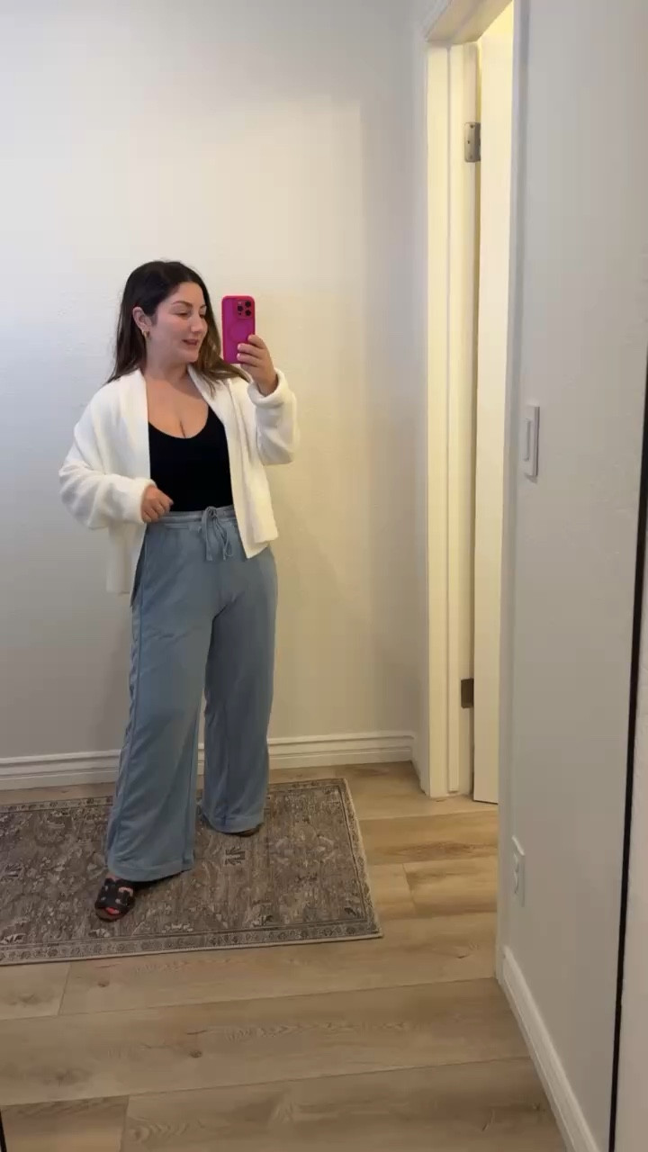 One of my favorite sweats with a cute cardigan and tank!

Size small in all

5'0" 140lbs 

#LTKSaleAlert #LTKootd #LTKPetite