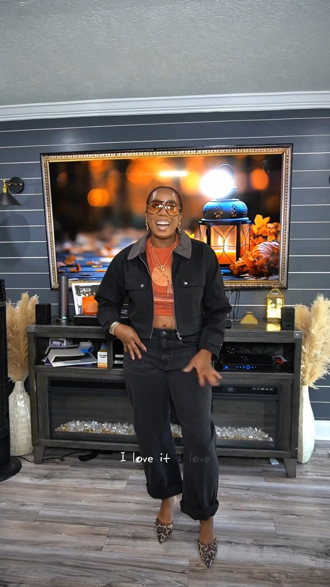 Walmart looks that are giving chic + effortless this season 🖤
From cropped denim jackets to wide-leg pants — each piece is affordable, comfy, and easy to style different ways. Which look are you rocking first? 👀
Everything linked in my LTK + Walmart storefront 💻

Jacket-medium 
Barrel- 10
Brown jeans-10
Shirt medium. 

#LTKOver40 #LTKStyleTip #LTKFindsUnder50