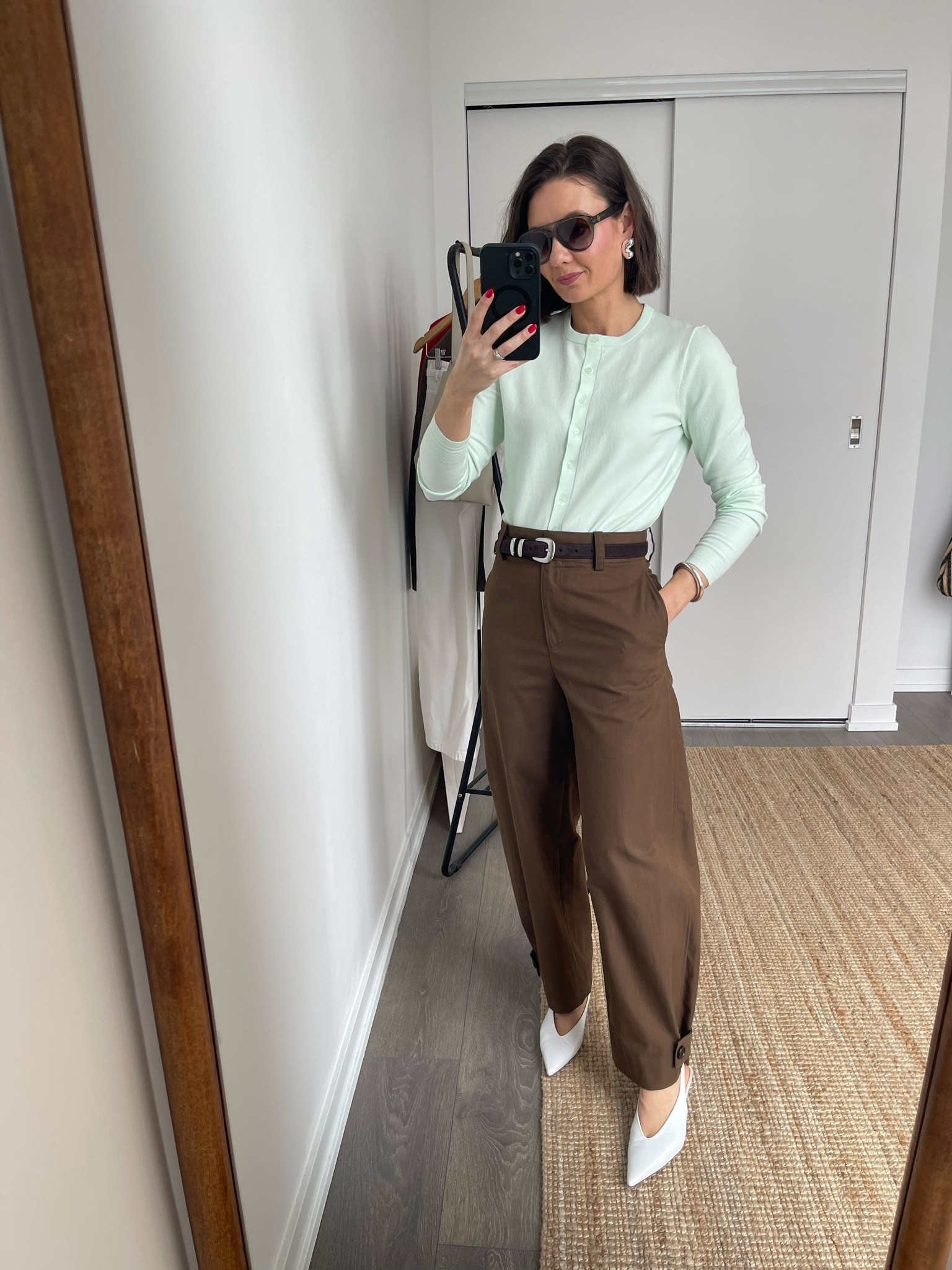 How good is this mint green and brown combo? 

Cardigan - S
Pants - size 2

#LTKsummer #LTKcanada #LTKworkwear