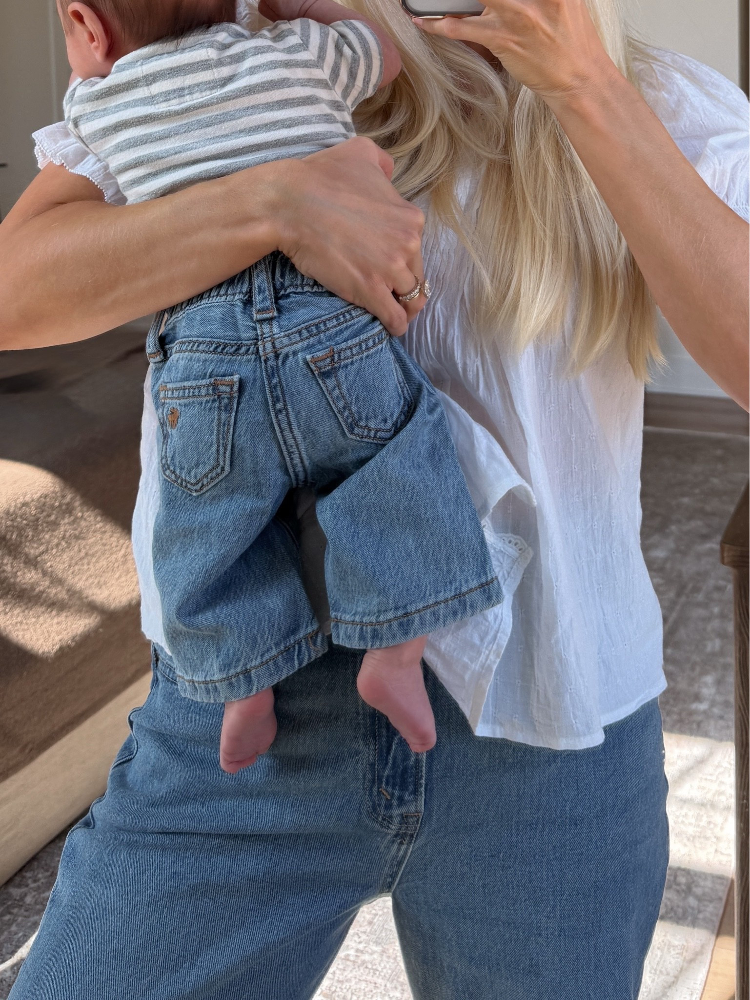 SIZE: med in top, 29 reg in jean (med fray hem - sized up for pp), shoes run tts! #kathleenpost

#LTKootd #LTKSaleAlert

#LTKmomlife #LTKBaby