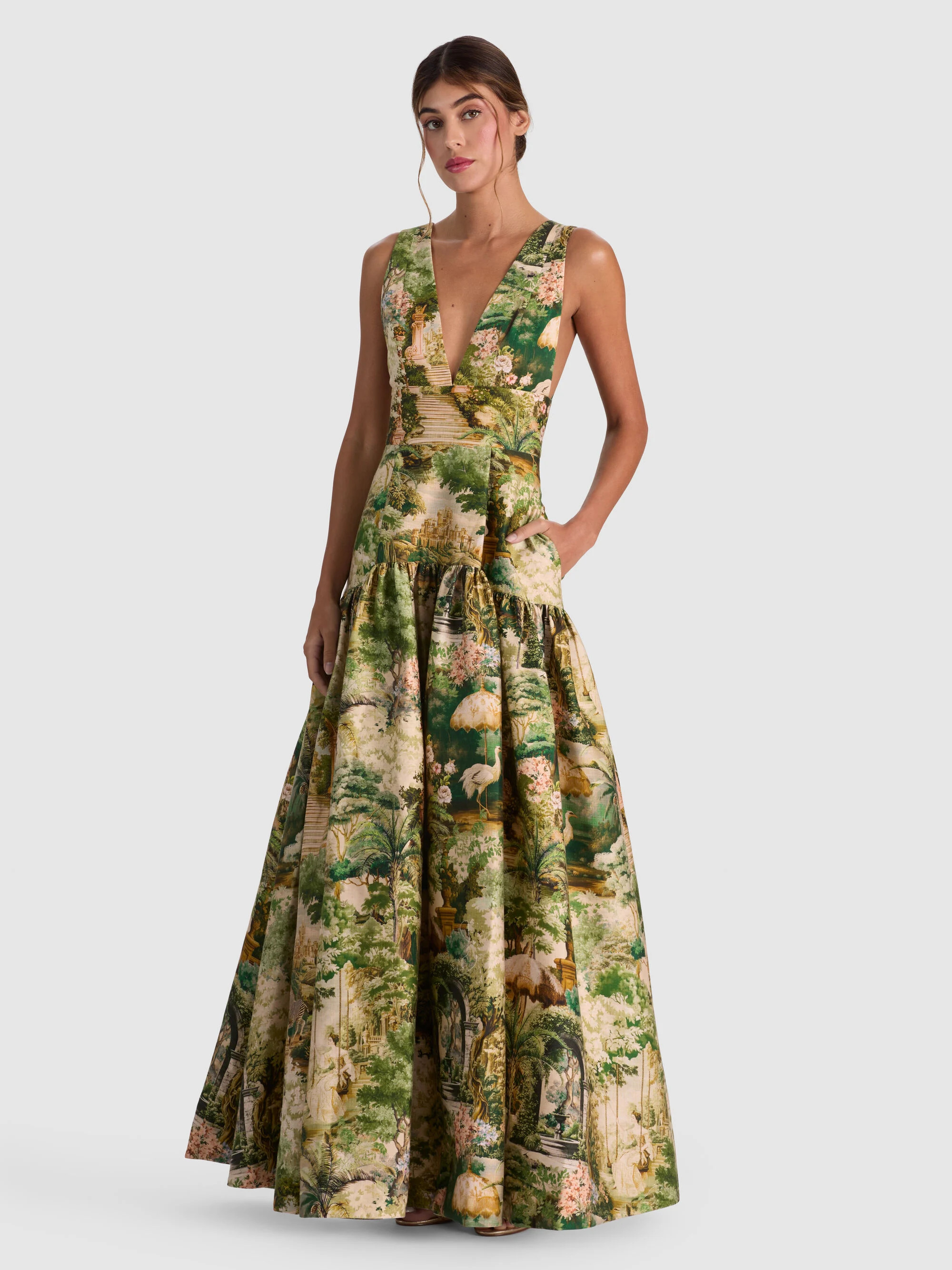 LILA STRUCTURED GOWN | Alice + Olivia