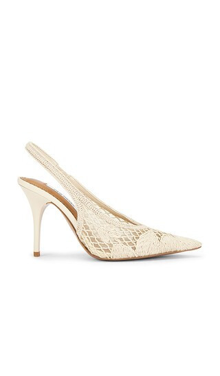 Steve Madden Andromeda Crochet Pump in Cream. - size 9.5 | Revolve Clothing (Global)