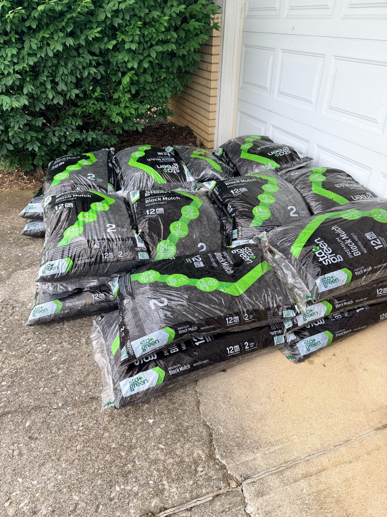 Last day for $2 mulch!! Get your flowerbeds in shape!!

#LTKHome #LTKSeasonal #LTKSaleAlert
