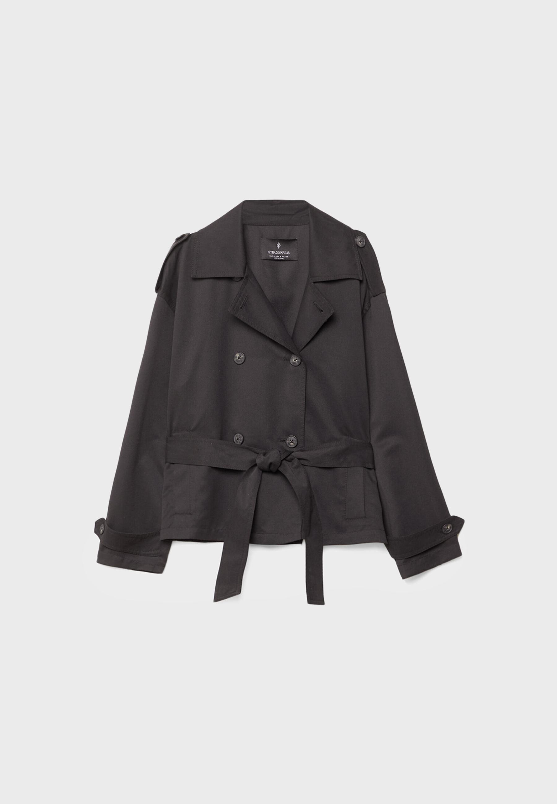 Trench court avec ceinture - Vestes femme | Stradivarius France | Stradivarius (FR)