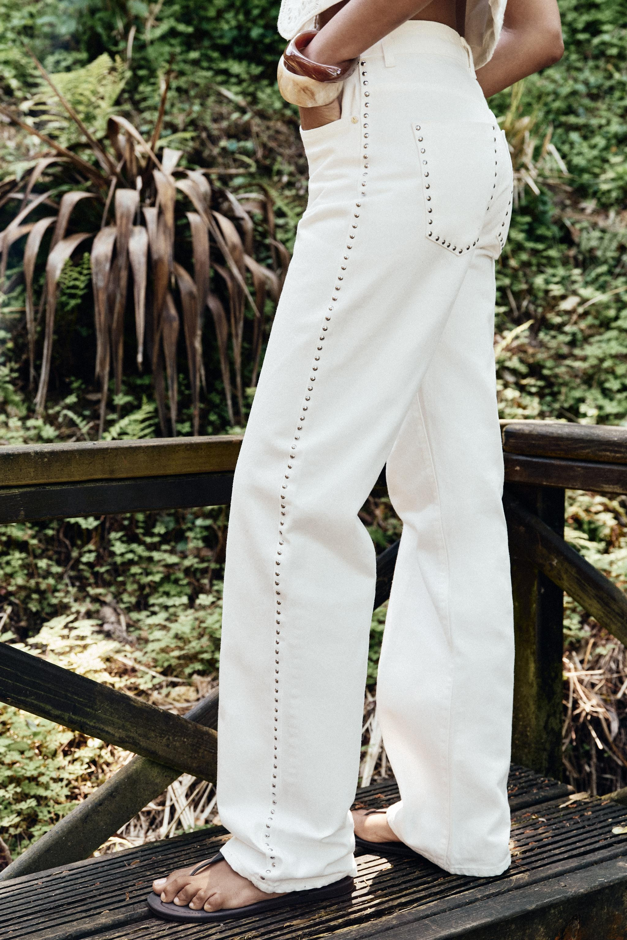 Z1975 STRAIGHT MID-RISE STUDDED JEANS | Zara US