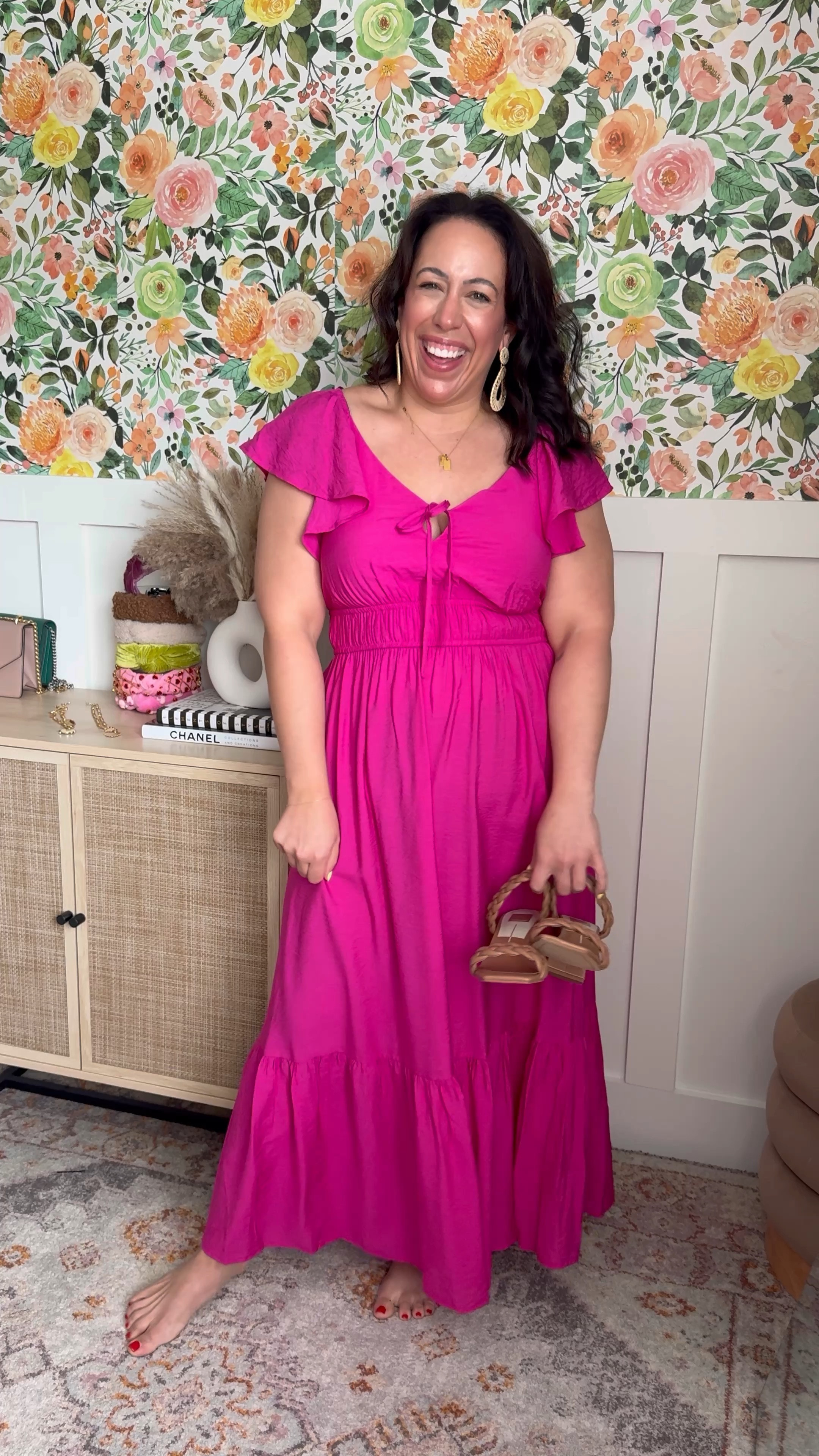 Summer Dress for the midsize girl wearing size large 

#LTKFindsUnder100 #LTKVideo #LTKMidsize