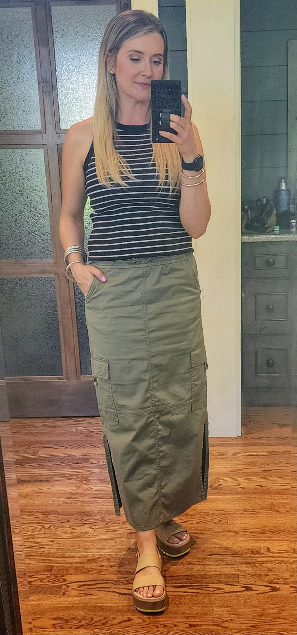 This Kohls cargo skirt is a new Summer staple! #Kohls #summer #summerskirt #cargo #cargoskirt

#LTKmidsize #LTKSeasonal #LTKfindsunder50