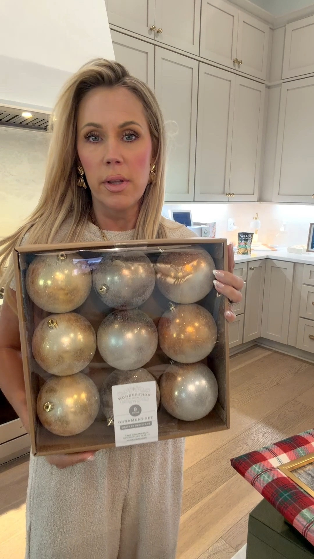 Christmas decor - holiday decorations - ornaments 

#LTKStyleTip #LTKHoliday #LTKHome