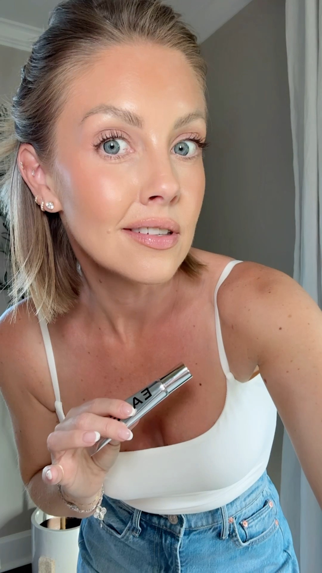 XS Amazon tank / 24 jeans (I sized down one) / Eadem lip color Château Rose 

#LTKootd #LTKPetite #LTKBeauty