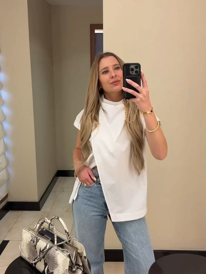 It’s just jeans and a top 

 #LTKdayinmylife #LTKgrwm #LTKootd