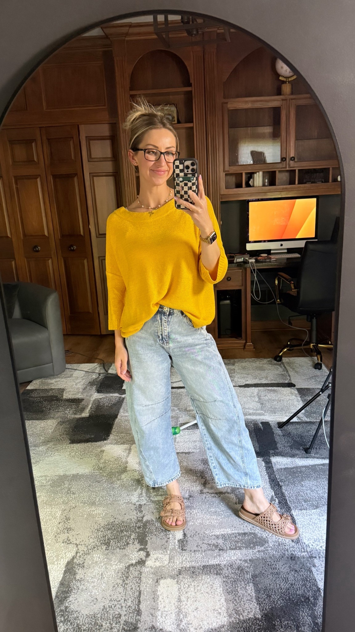 can’t stop wearing these jeans! Full outfit linked!💛

#LTKU #LTKStyleTip #LTKSeasonal