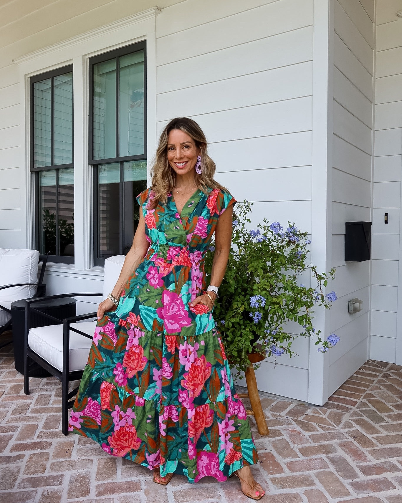 Venus • Smocked Waist Maxi Dress in Tropic Bouqet

Dress Fit: I’m wearing an XS

#LTKgrwm #LTKSaleAlert #LTKOver40